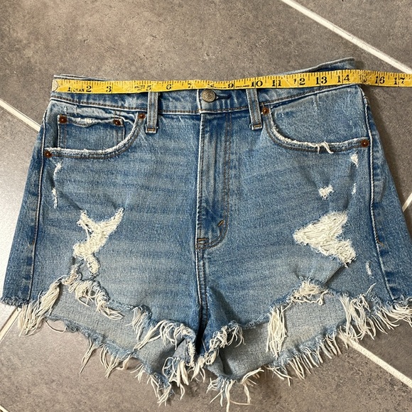 Abercrombie & Fitch High Rise Mom Shorts size 28 - Picture 3 of 10